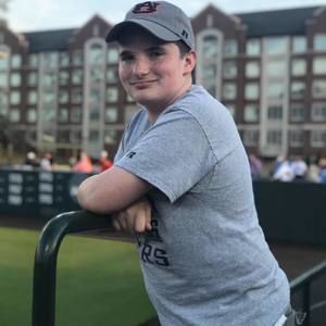 Meet your Posher, Cassandra